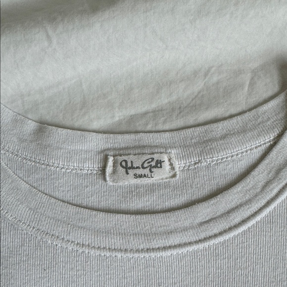 Brandy Melville White Hailie Top - Picture 6 of 8
